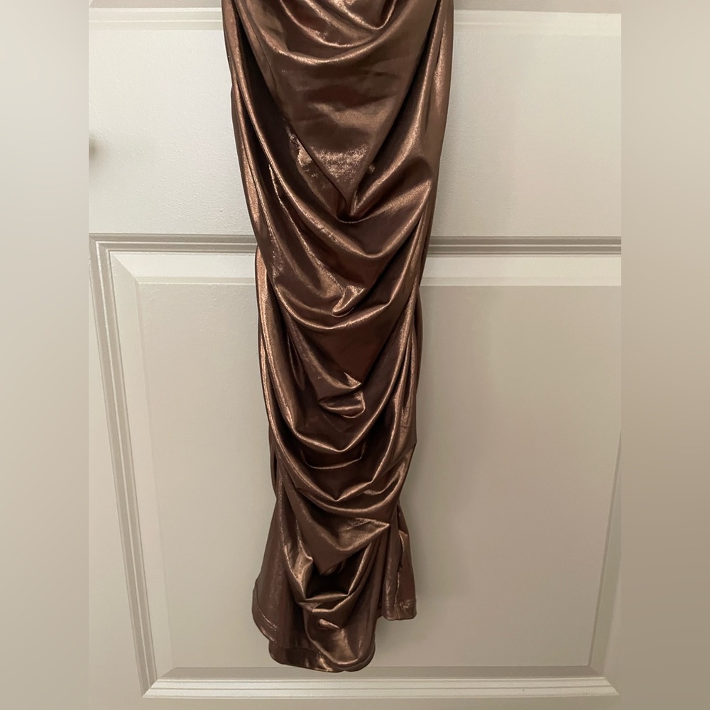 Fashion Nova Kaelynn Metallic Midi Dress - Picture 5 of 7